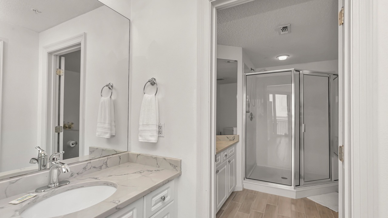 Photo of Bathroom in Navarre Beach