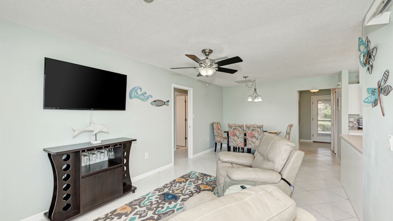 Photo of Livingroom in Venice Gardens
