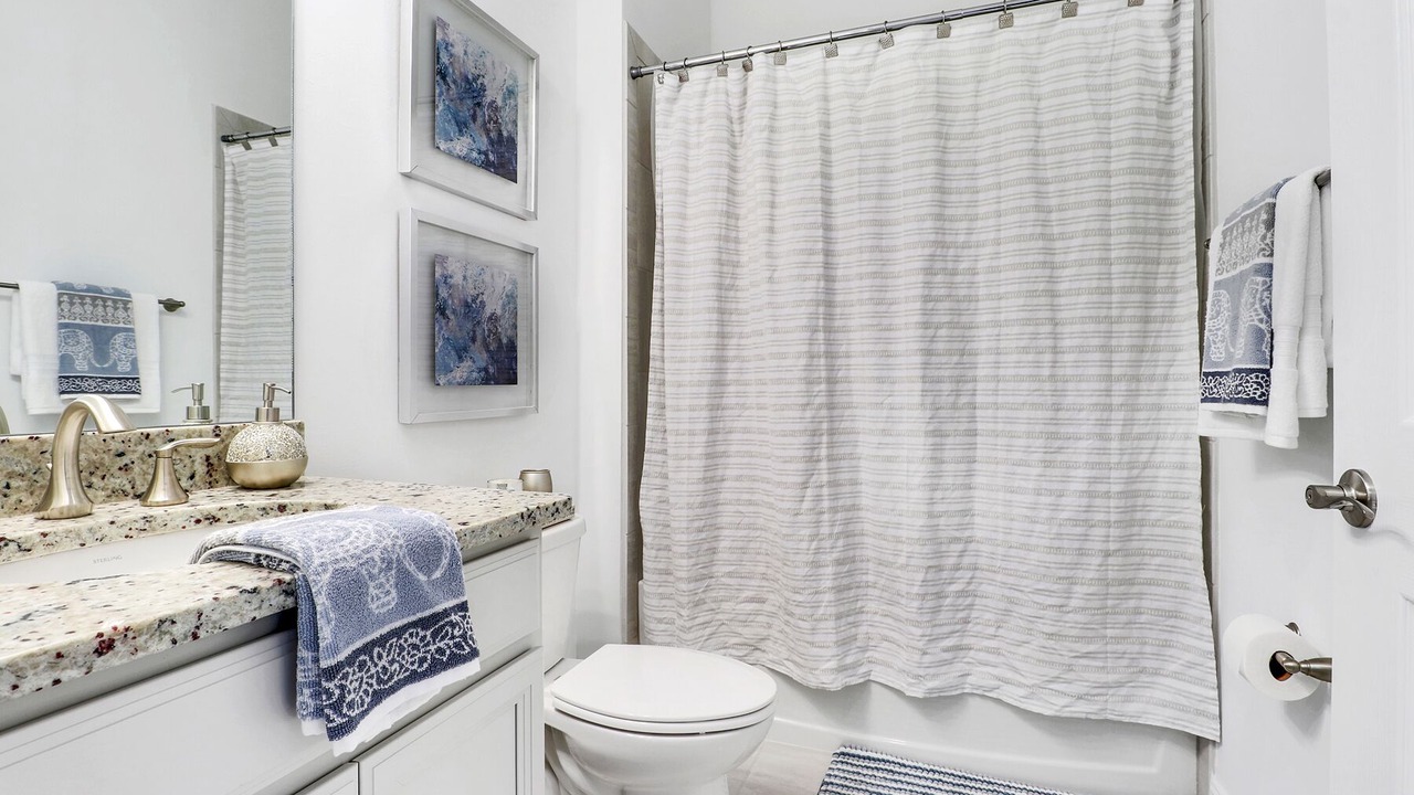 Photo of Bathroom in Naples