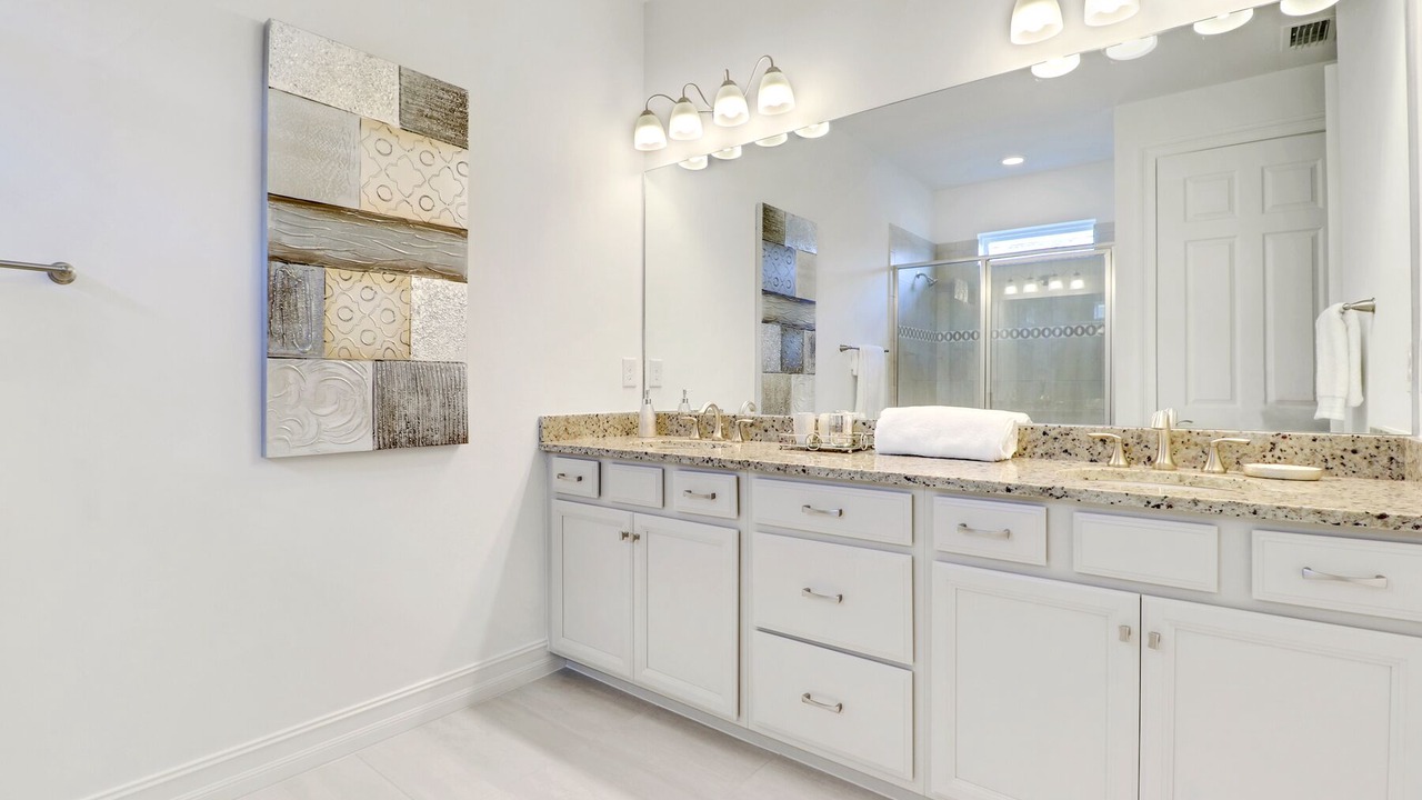 Photo of Bathroom in Naples
