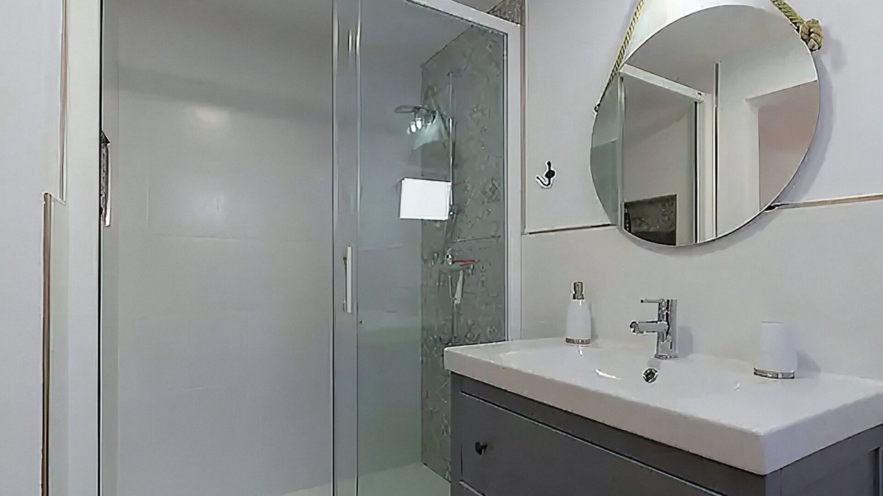 Photo of Bathroom in Milton