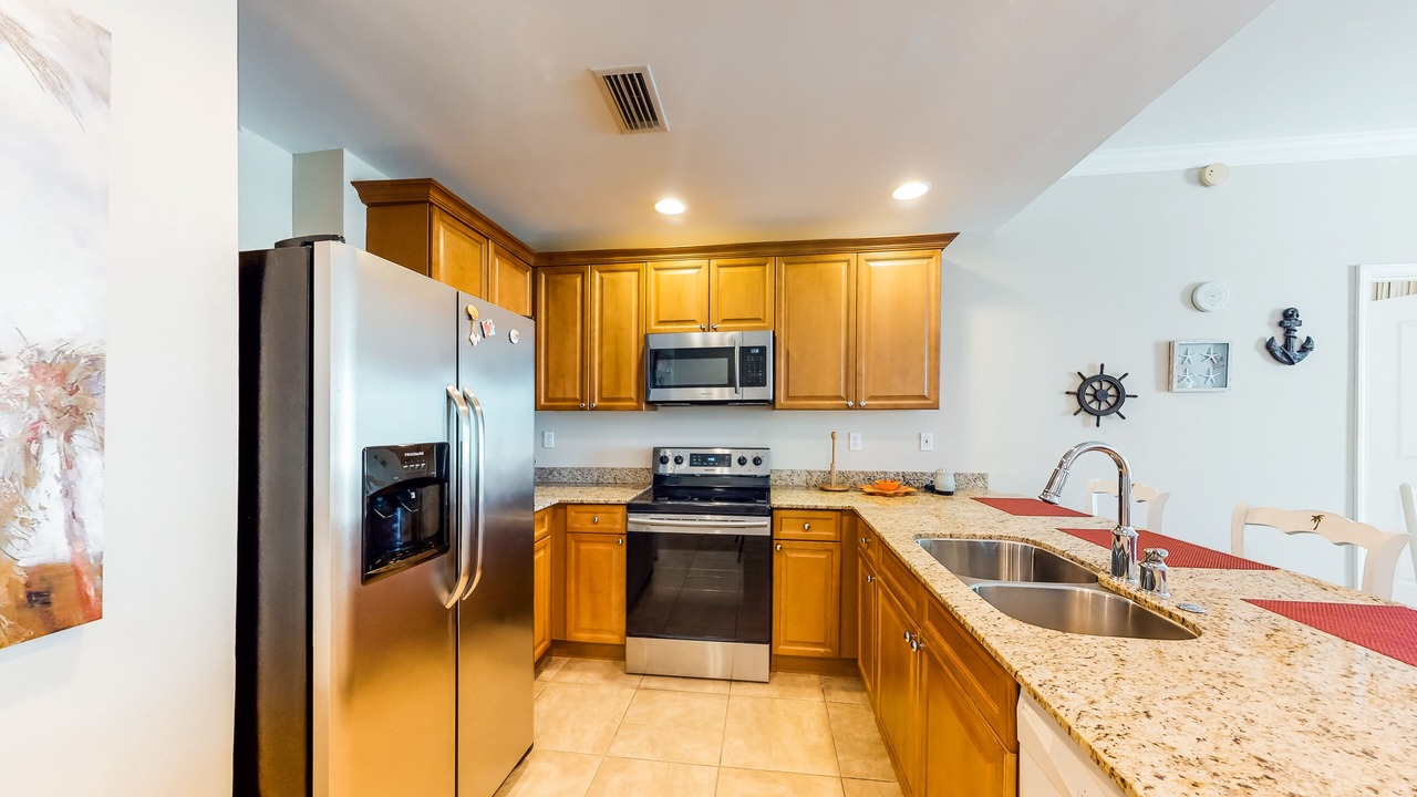 Photo of Kitchen in Upper Grand Lagoon