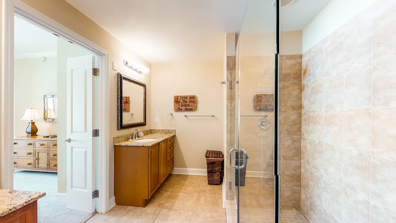 Photo of Bathroom in Upper Grand Lagoon