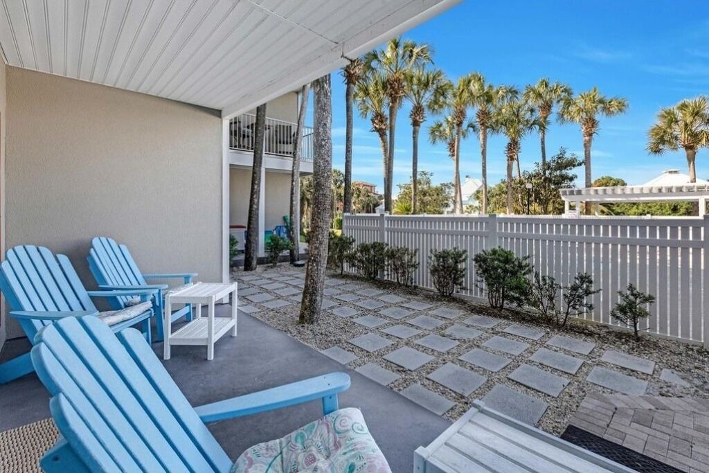 Photo of Outdoor in Gulf Place