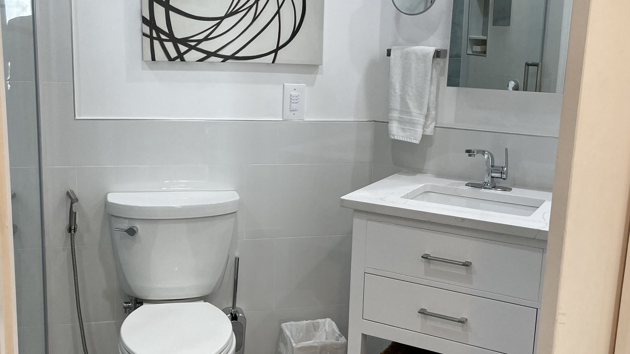 Photo of Bathroom in Cocoa Beach