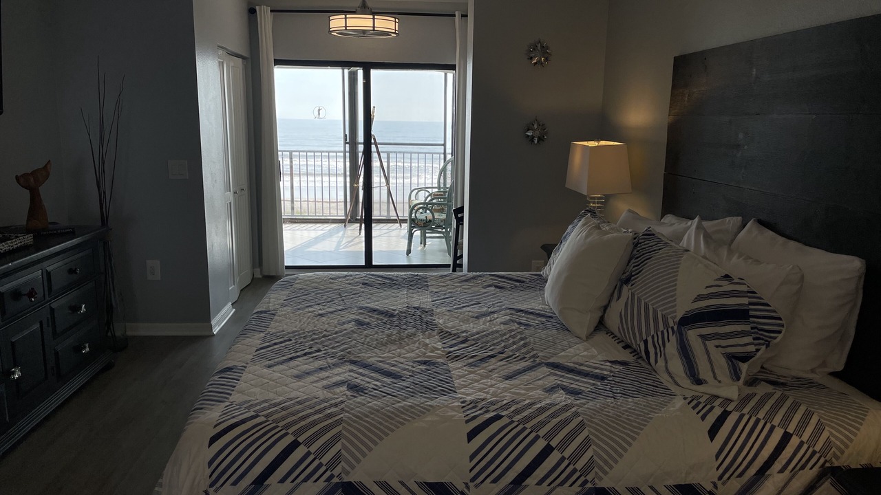 Photo of Bedroom in Cocoa Beach