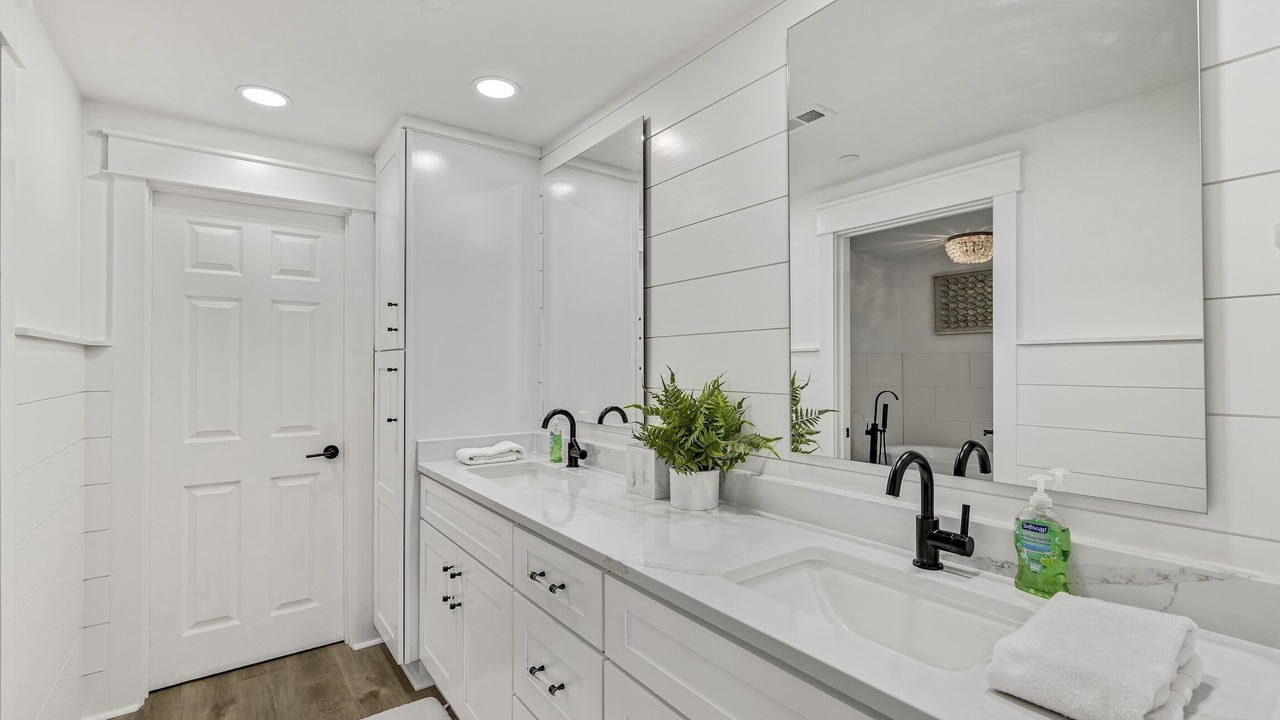 Photo of Bathroom in Rosemary Beach
