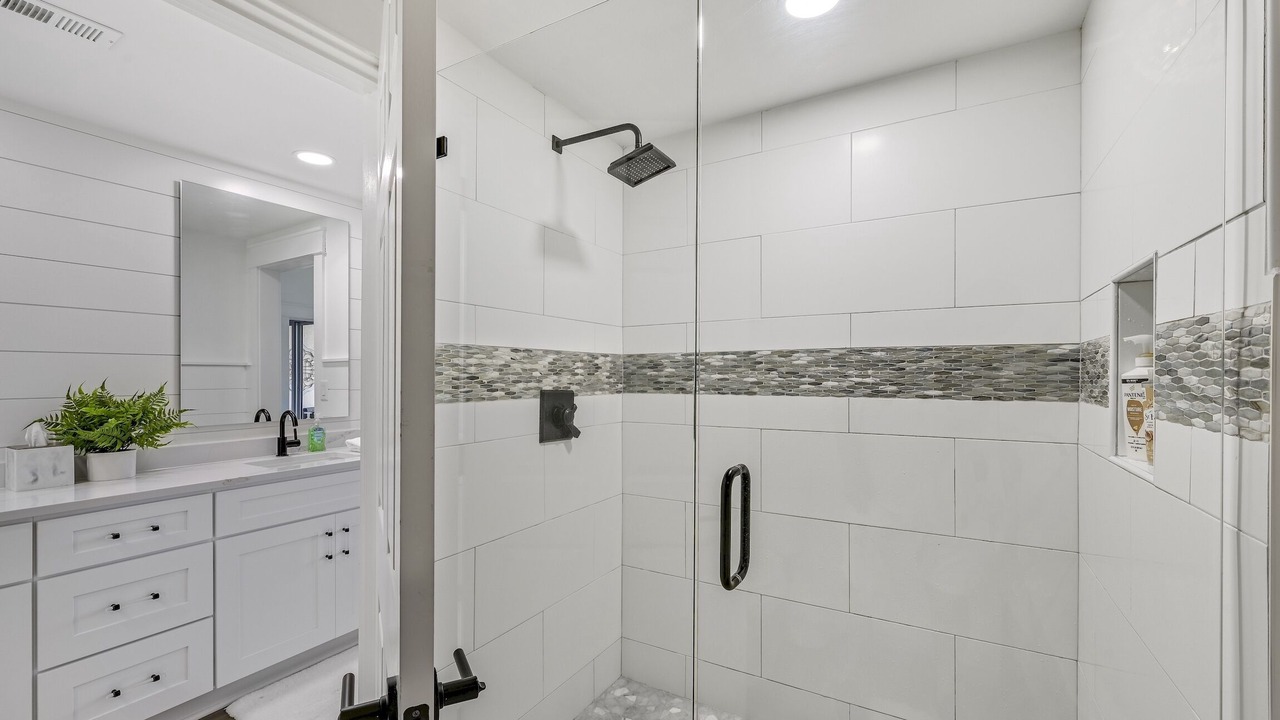 Photo of Bathroom in Rosemary Beach