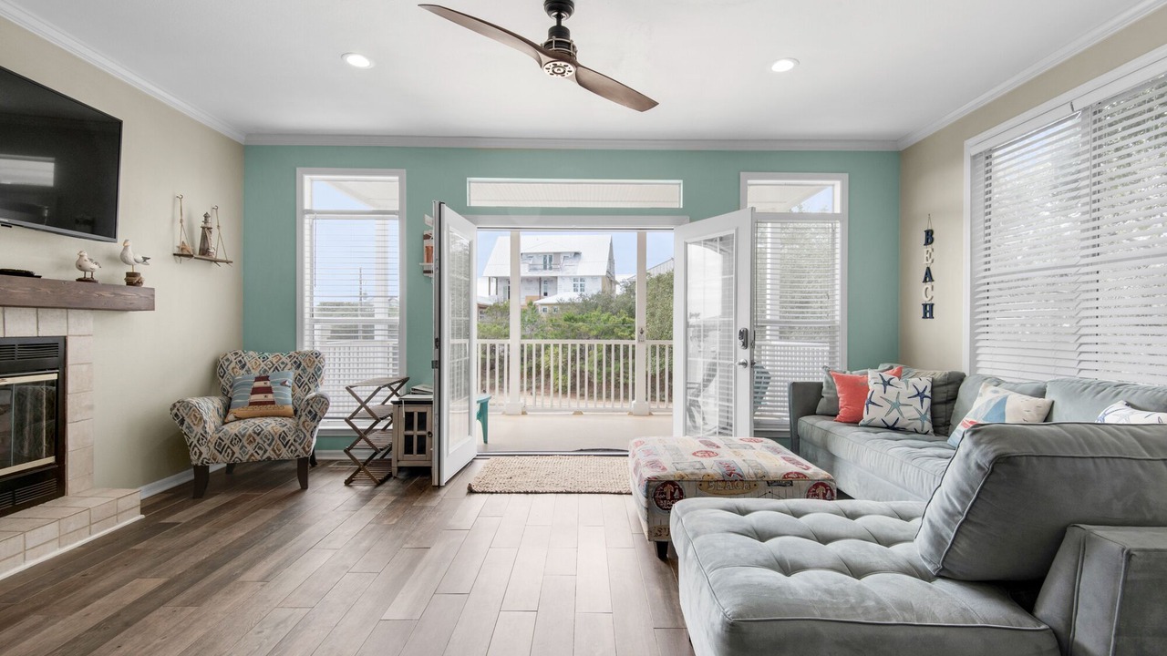 Photo of Livingroom in Dune Allen Beach