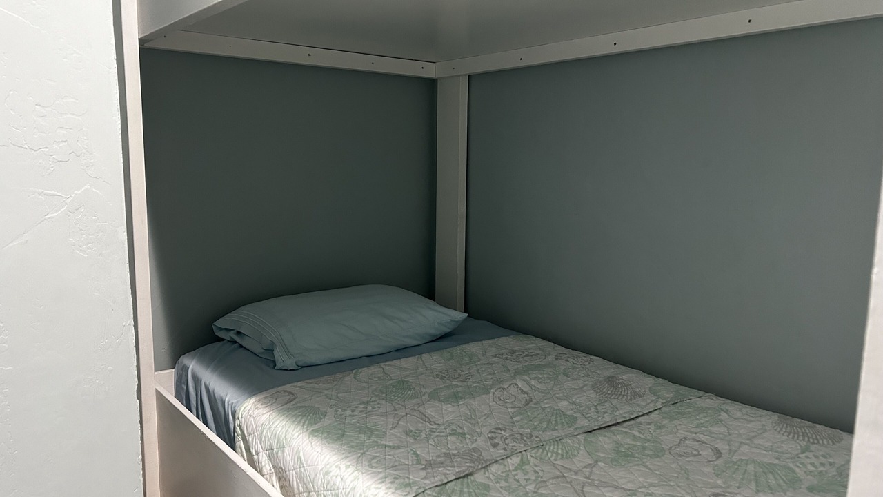 Photo of Bedroom in Holiday Isle