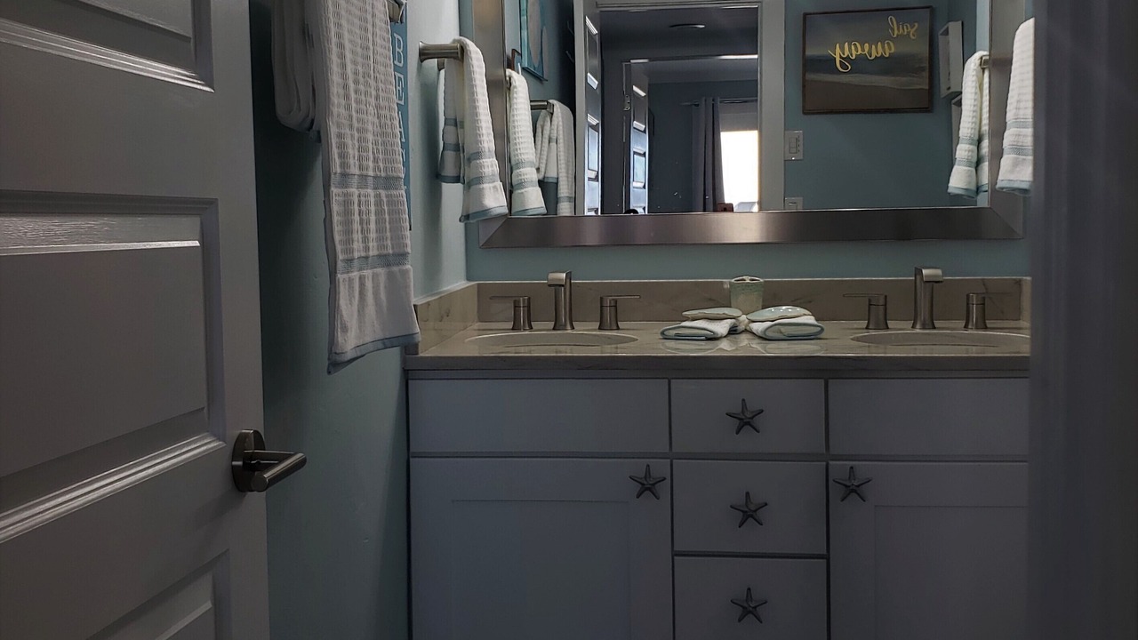 Photo of Bathroom in Holiday Isle