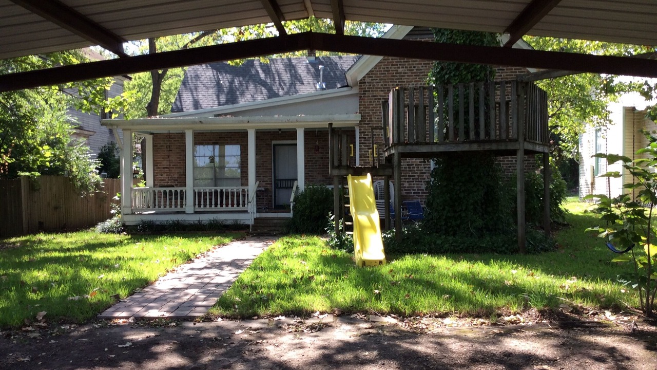 Photo of Outdoor in Marshall