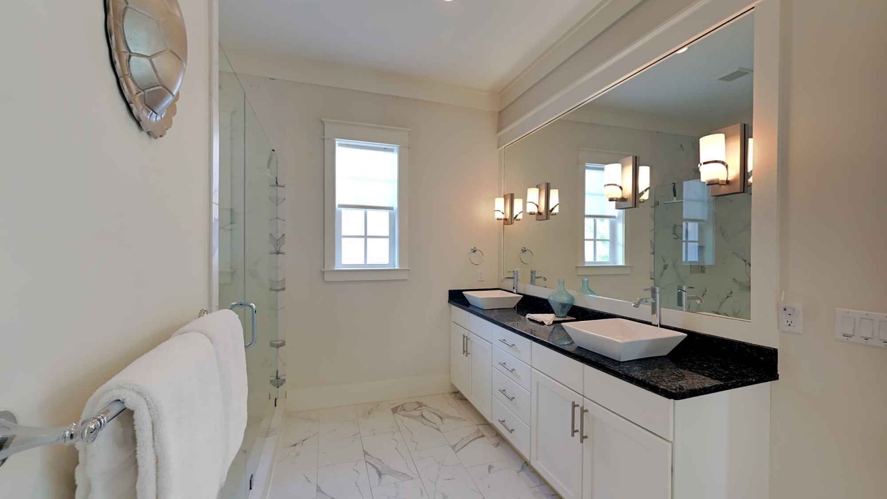 Photo of Bathroom in Lakeside at Blue Mountain Beach