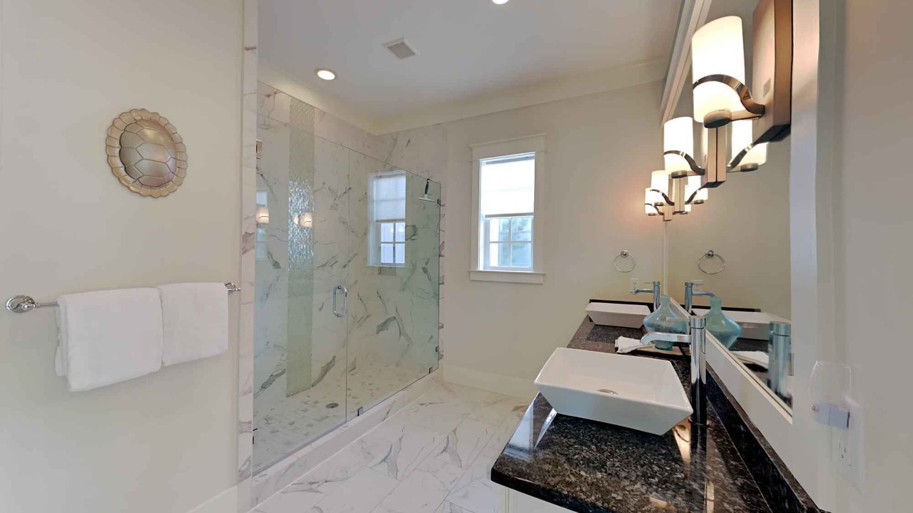 Photo of Bathroom in Lakeside at Blue Mountain Beach