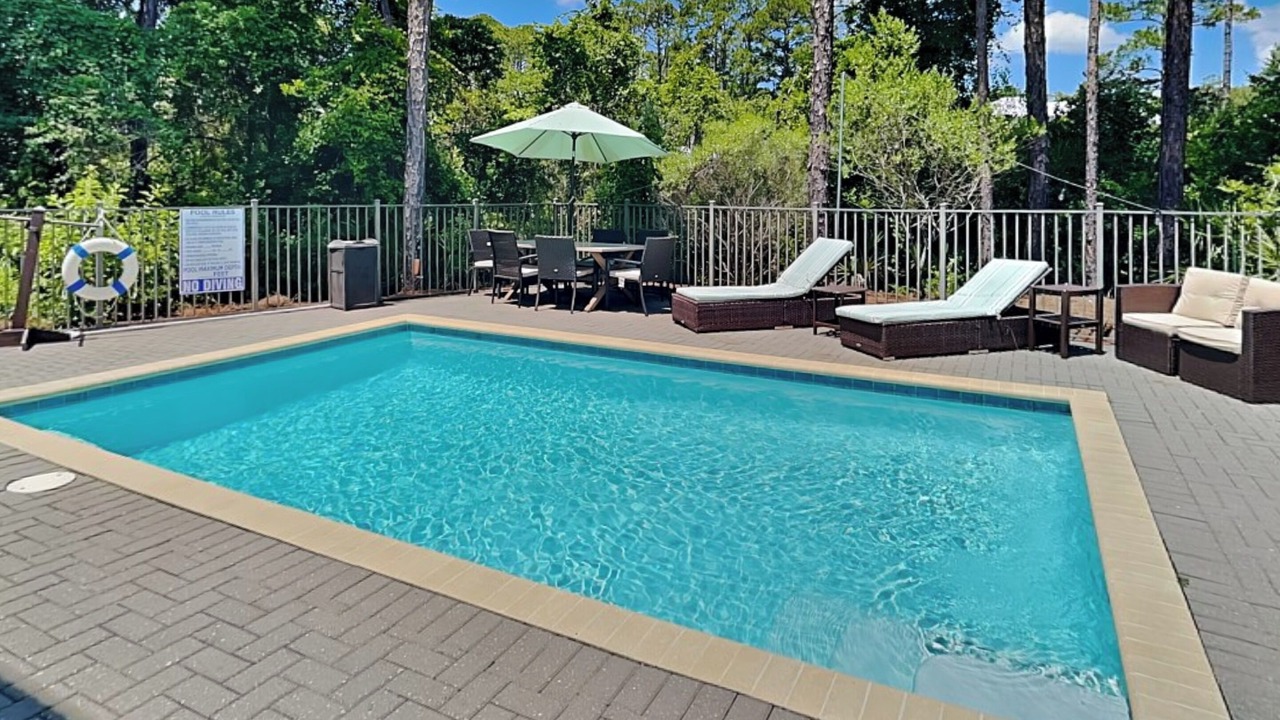 Photo of Outdoor in Lakeside at Blue Mountain Beach