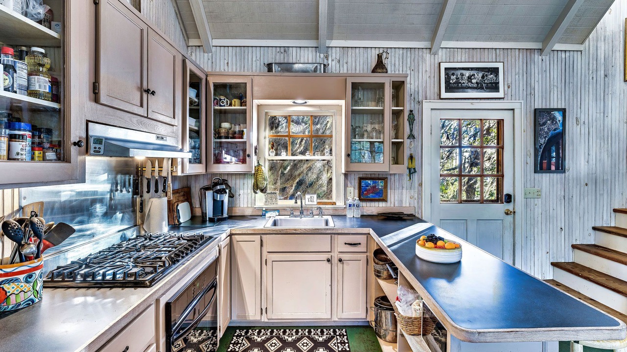 Photo of Kitchen in Eastpoint