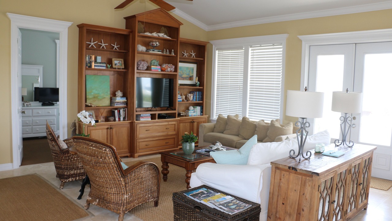 Photo of Livingroom in Gulf Trace