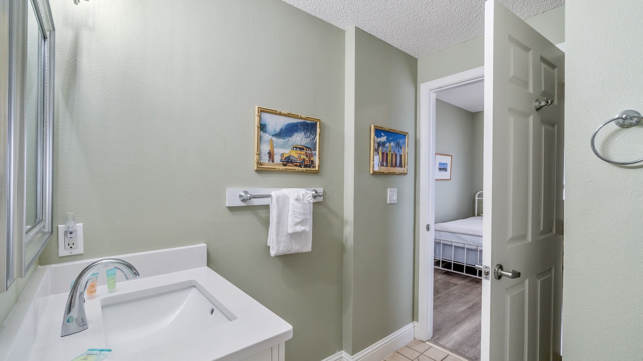 Photo of Bathroom in Navarre Beach