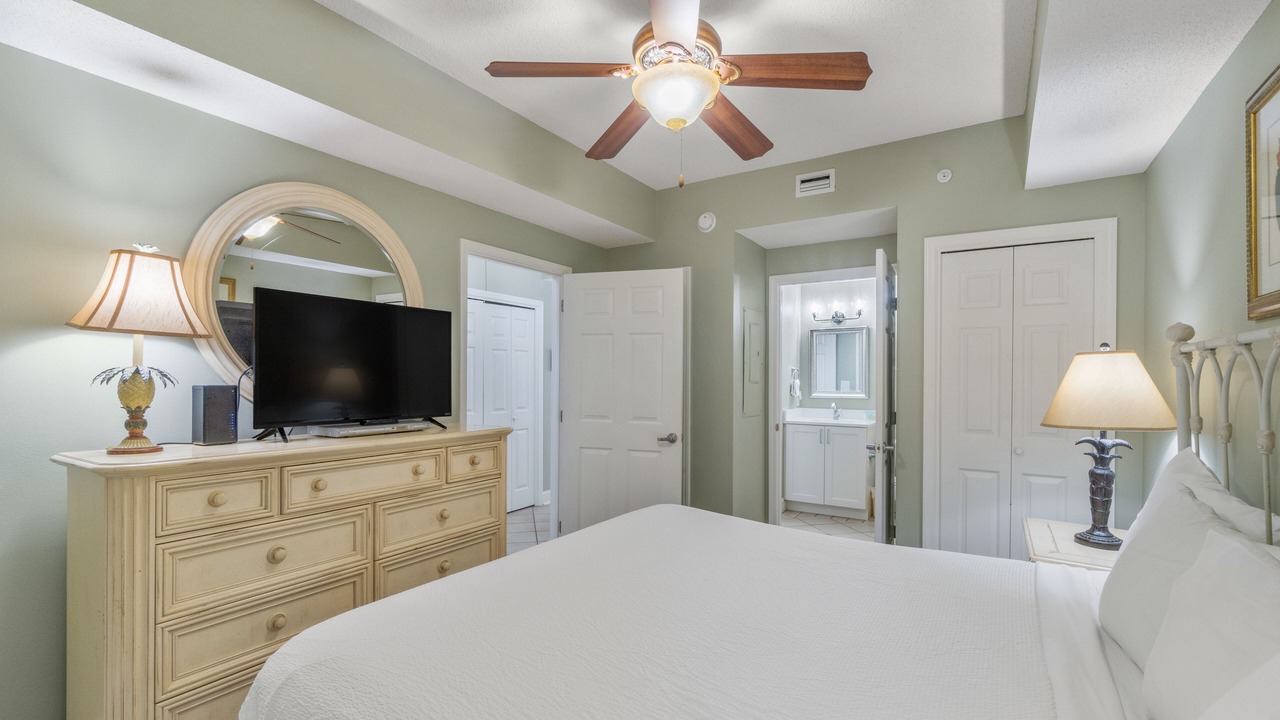 Photo of Bedroom in Navarre Beach