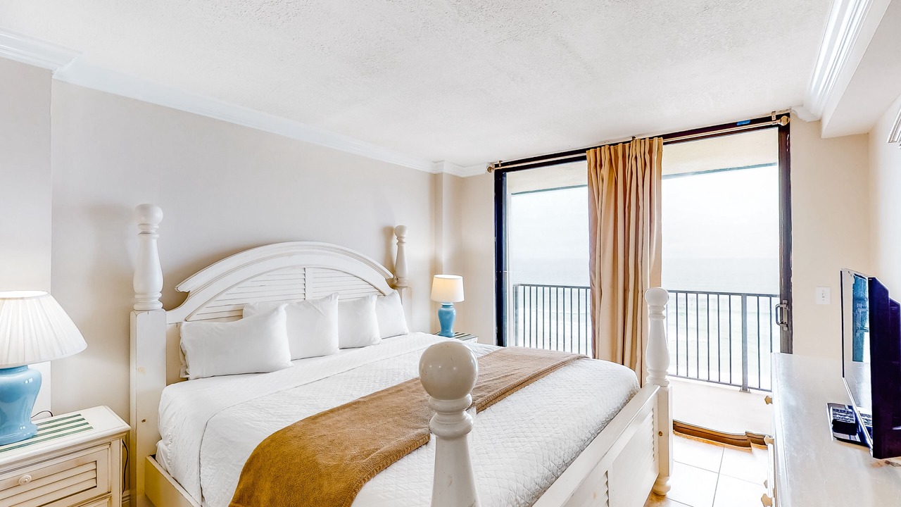 Photo of Bedroom in Navarre Beach
