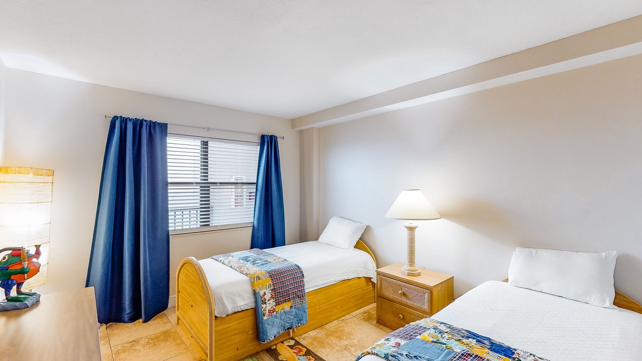 Photo of Bedroom in Navarre Beach