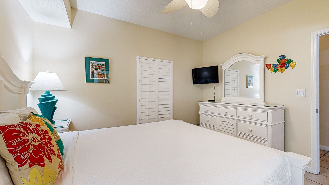 Photo of Bedroom in Navarre Beach
