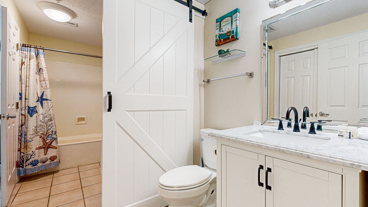 Photo of Bathroom in Navarre Beach