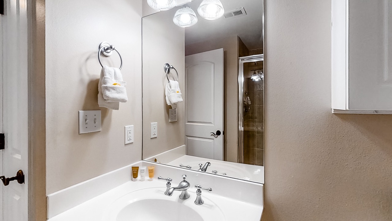 Photo of Bathroom in Navarre Beach