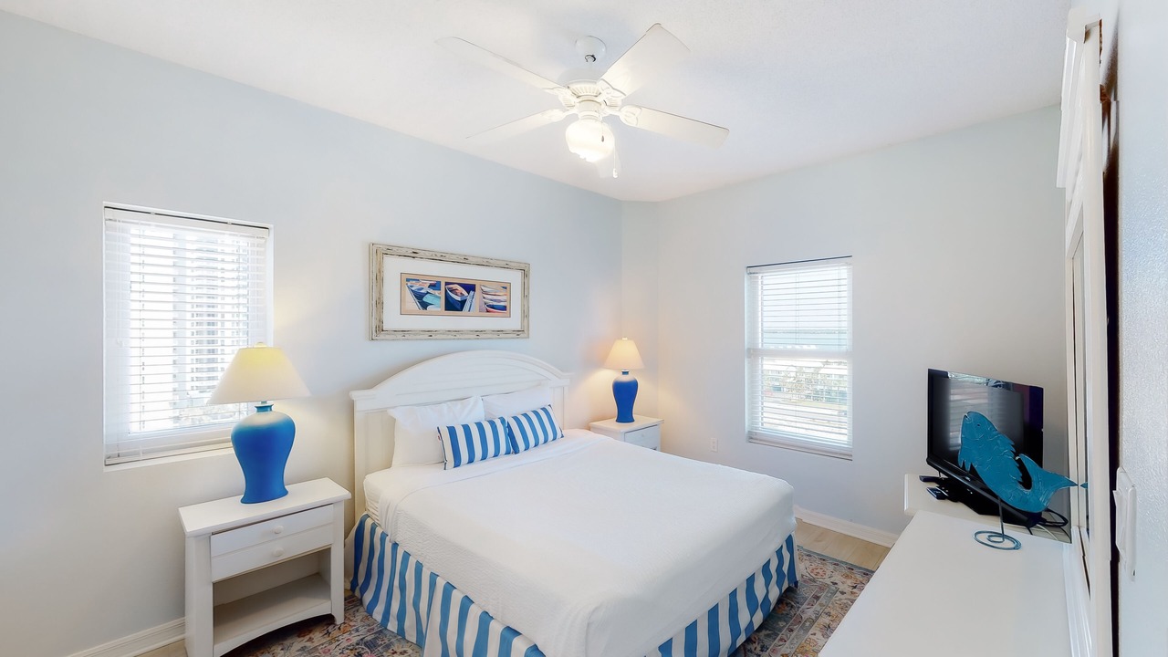 Photo of Bedroom in Navarre Beach