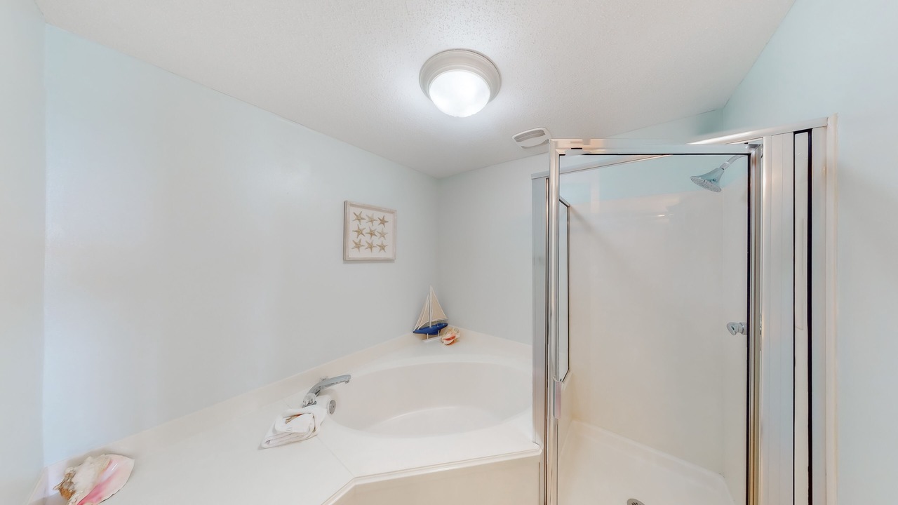Photo of Bathroom in Navarre Beach