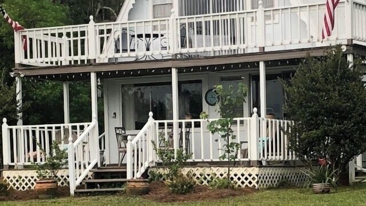 Photo of Outdoor in McNeill