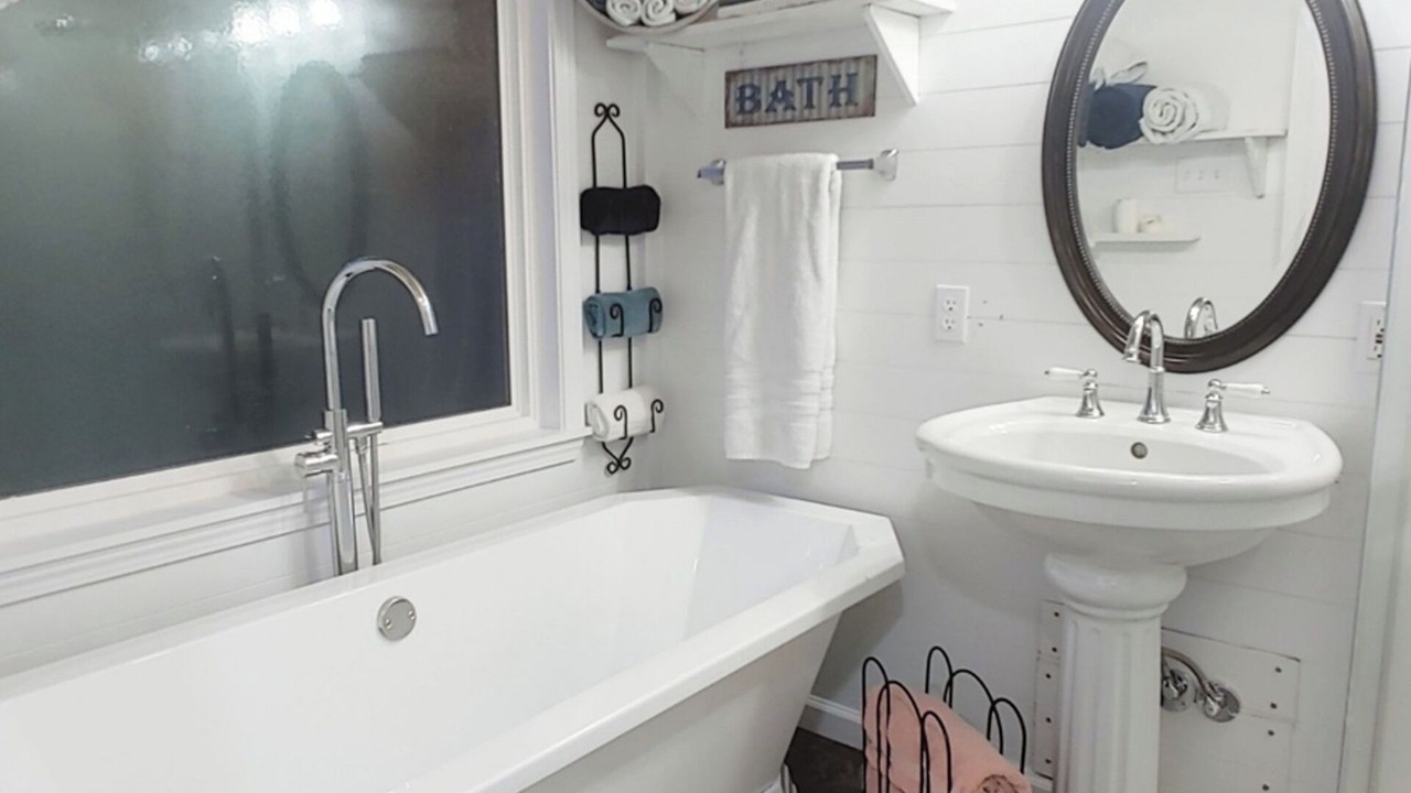 Photo of Bathroom in McNeill