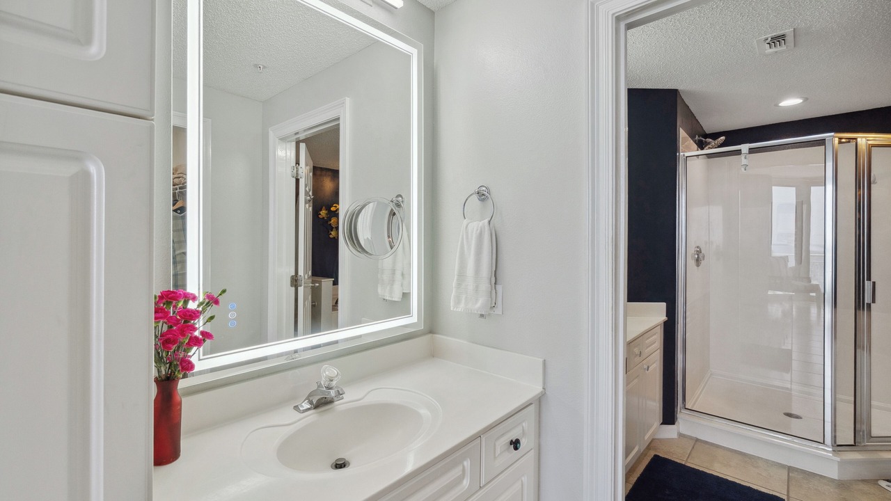 Photo of Bathroom in Navarre Beach