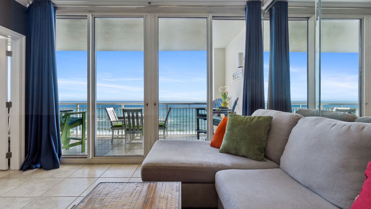 Photo of Livingroom in Navarre Beach