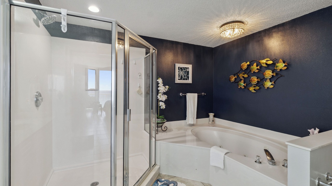 Photo of Bathroom in Navarre Beach