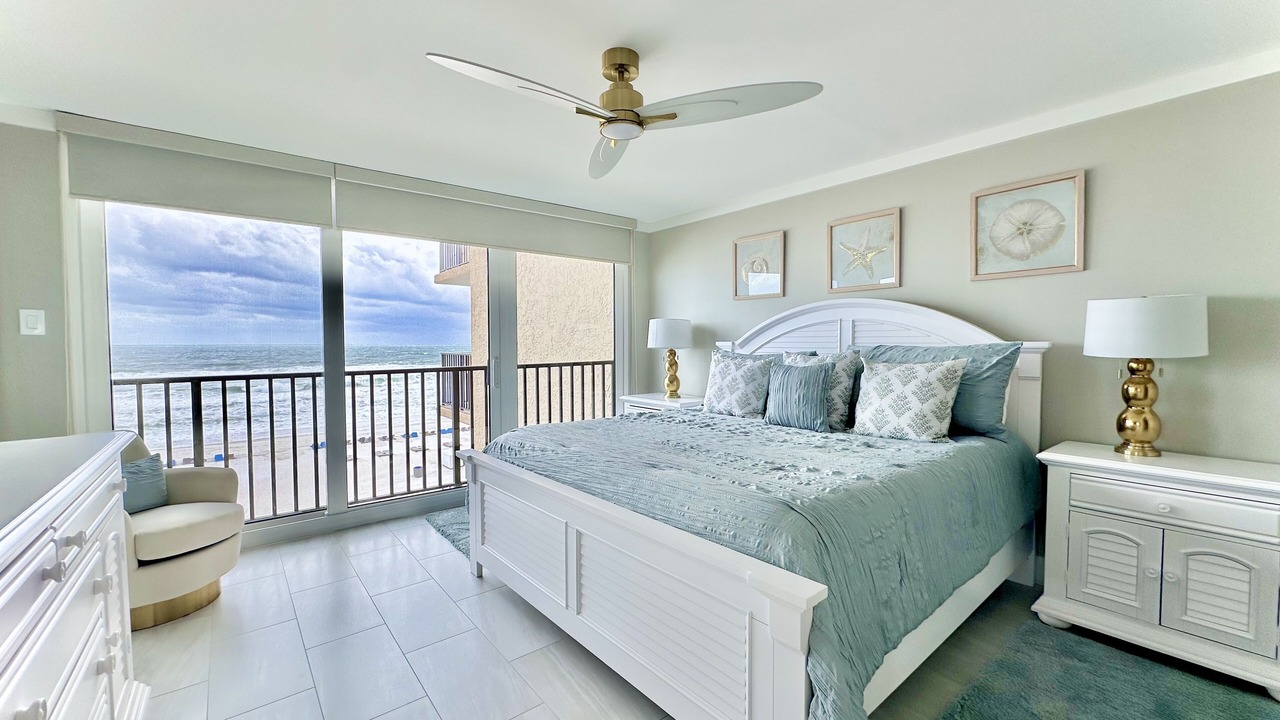Photo of Bedroom in Crescent Beach