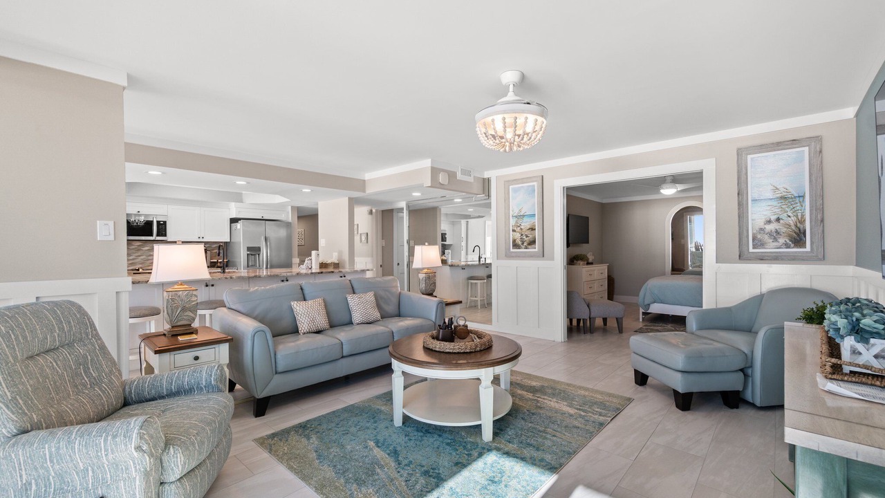 Photo of Livingroom in Crescent Beach