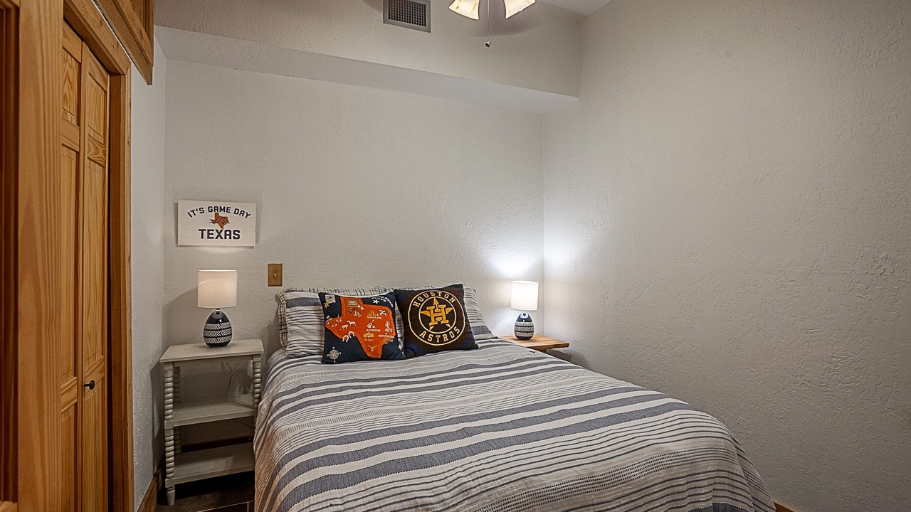 Photo of Bedroom in Brookeland