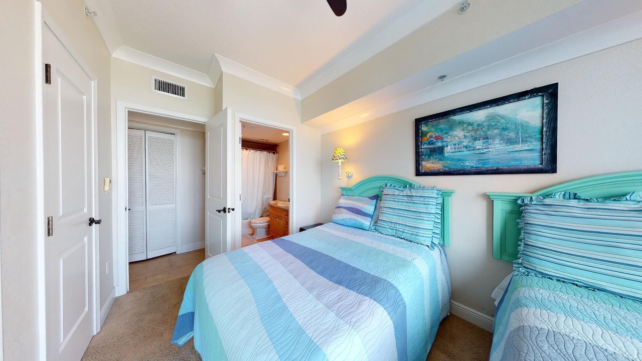 Photo of Bedroom in Pensacola Beach