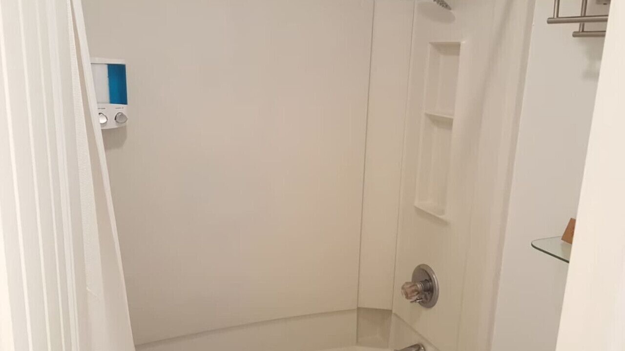 Photo of Bathroom in Navarre Beach