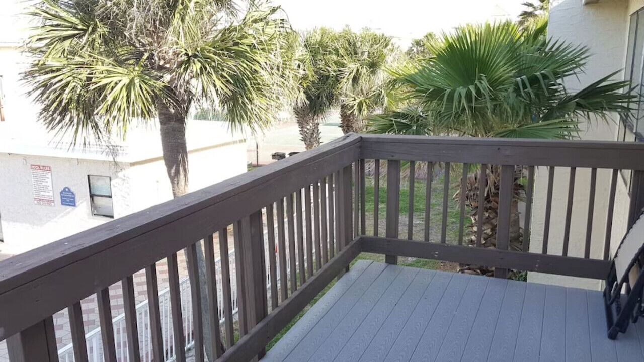 Photo of Patio Balcony in Navarre Beach
