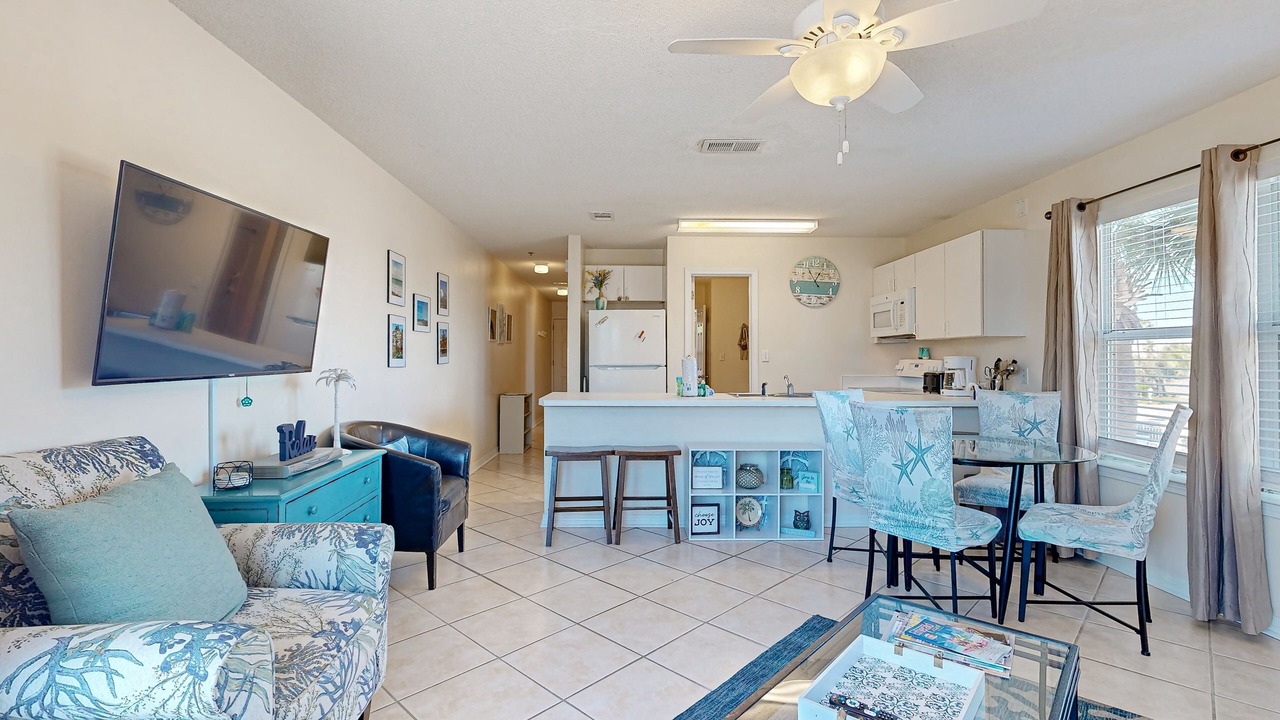 Photo of Livingroom in Fort Walton Beach - Destin
