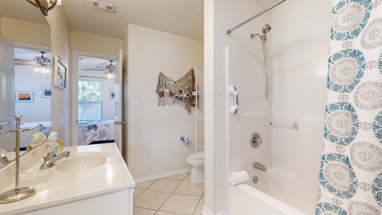 Photo of Bathroom in Fort Walton Beach - Destin