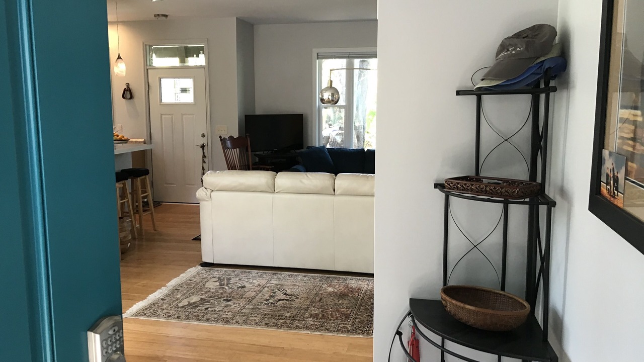 Photo of Livingroom in Historic Downtown Apalachicola