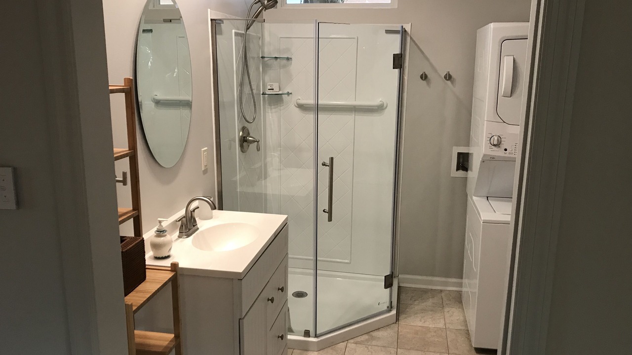 Photo of Bathroom in Historic Downtown Apalachicola