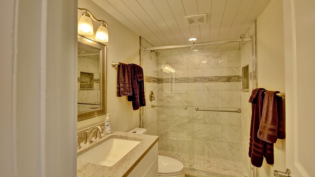 Photo of Bathroom in Sunnyside