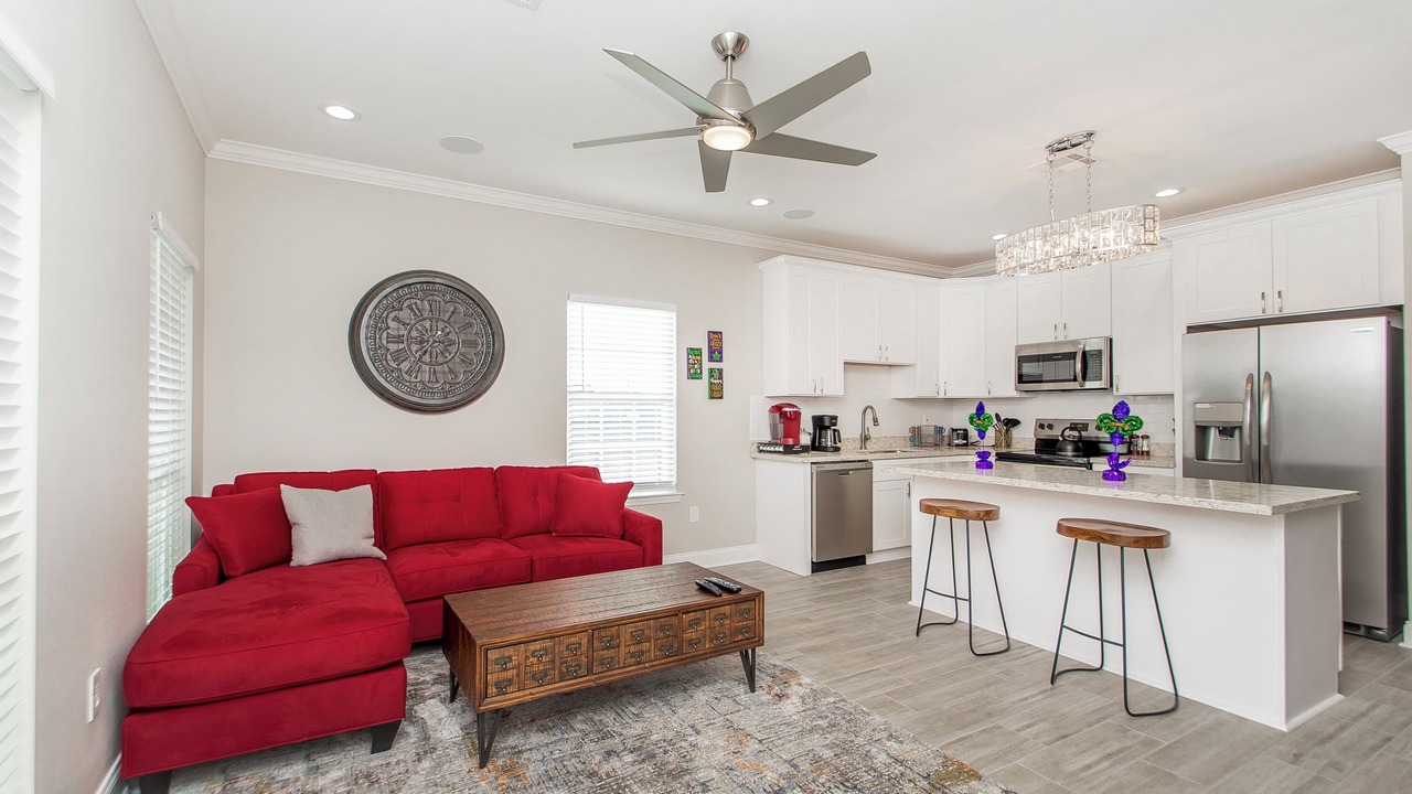 Photo of Livingroom in Seventh Ward