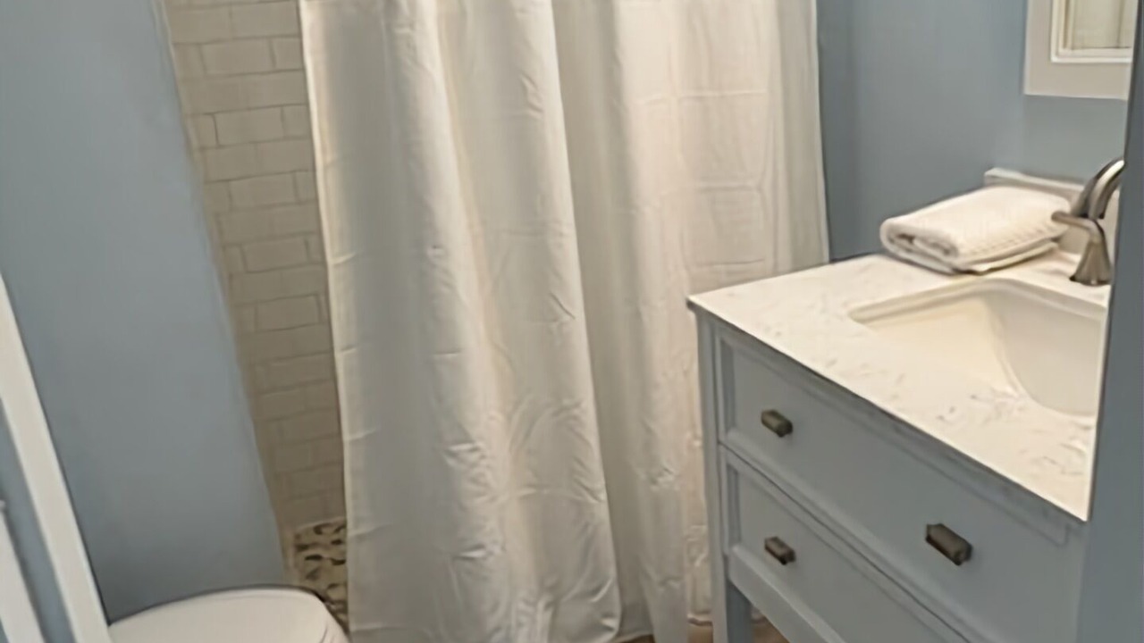 Photo of Bathroom in East End