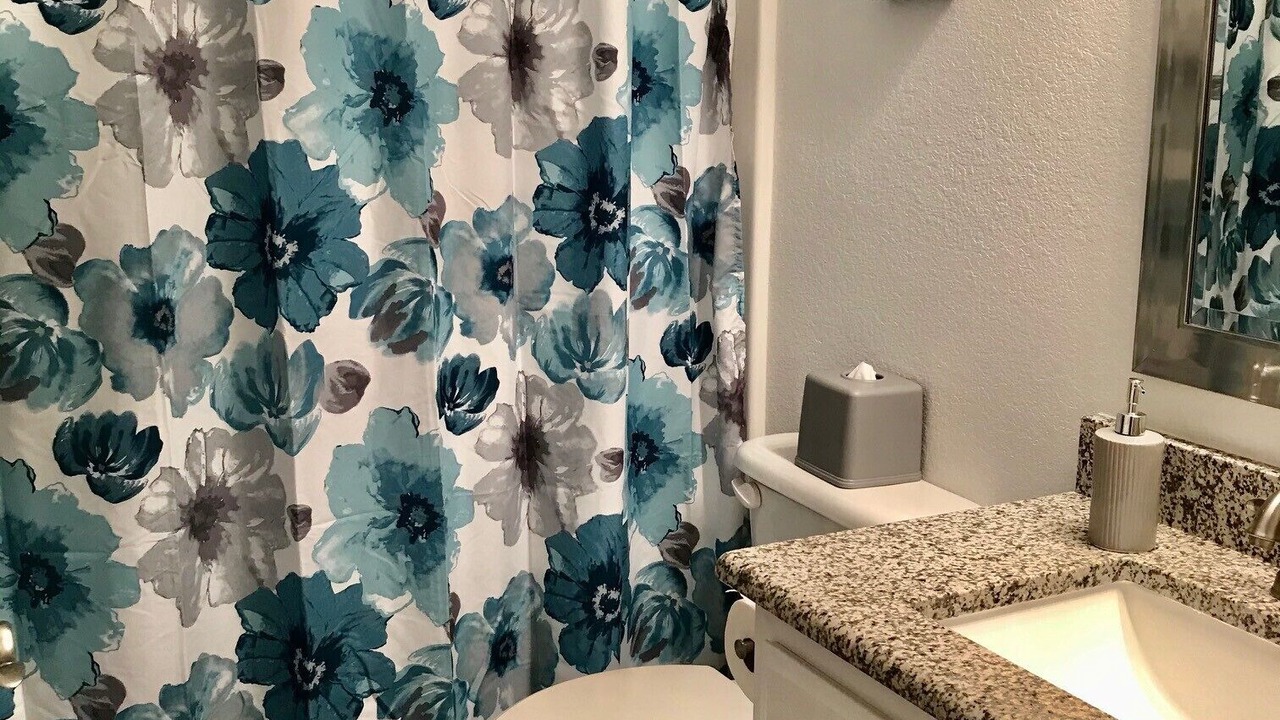 Photo of Bathroom in Calera