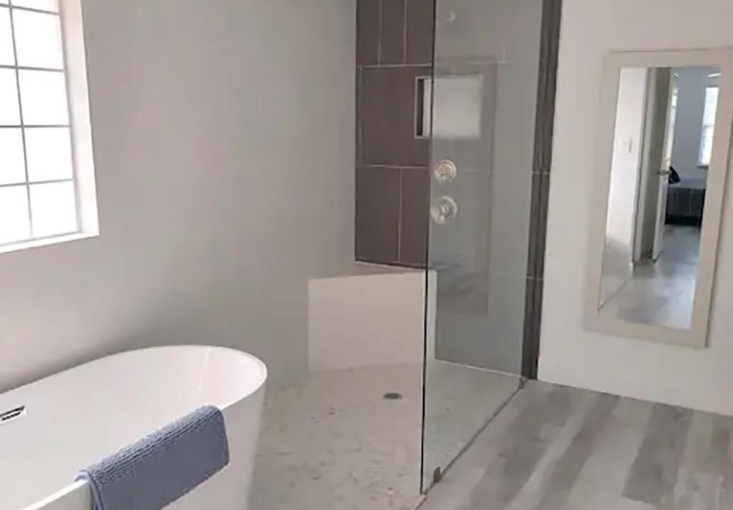 Photo of Bathroom in Northwest Pensacola